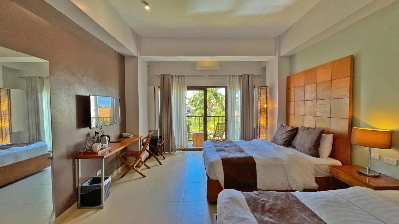 Hotel Aloha Boracay