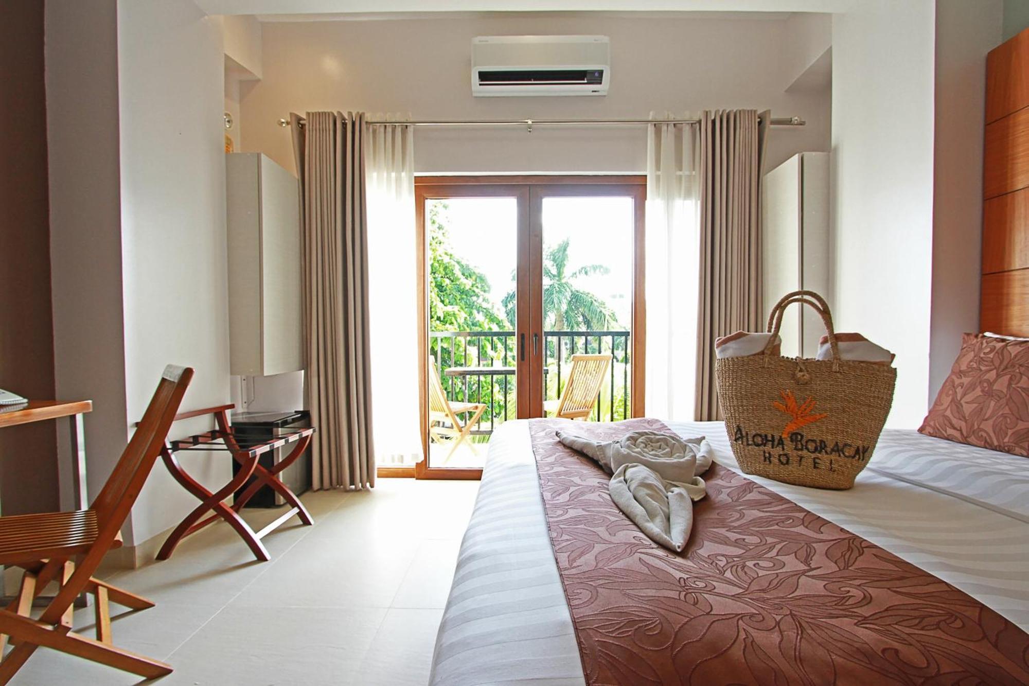 Hotel Aloha Boracay 3*