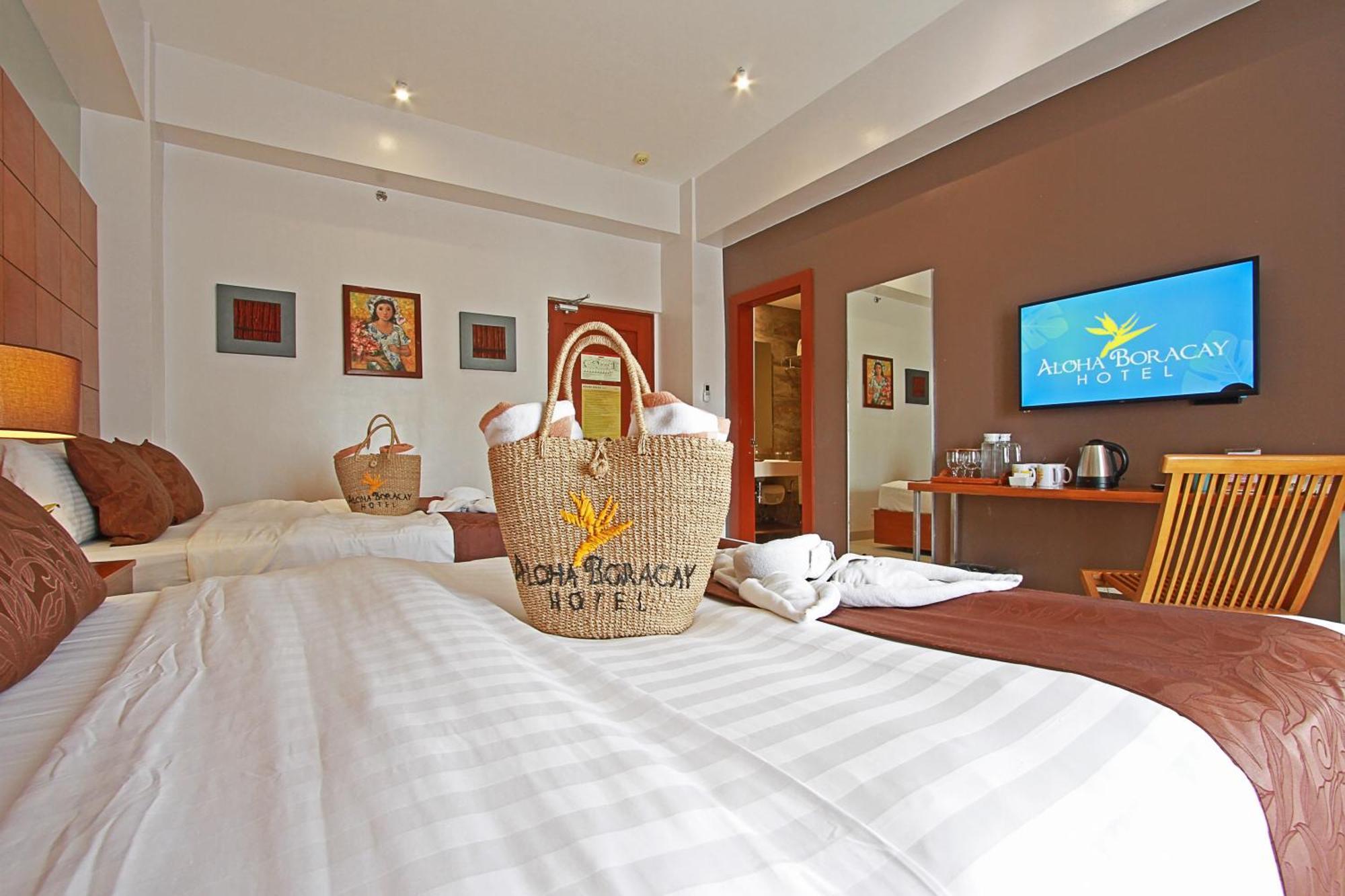 Hotel Aloha Boracay 3*