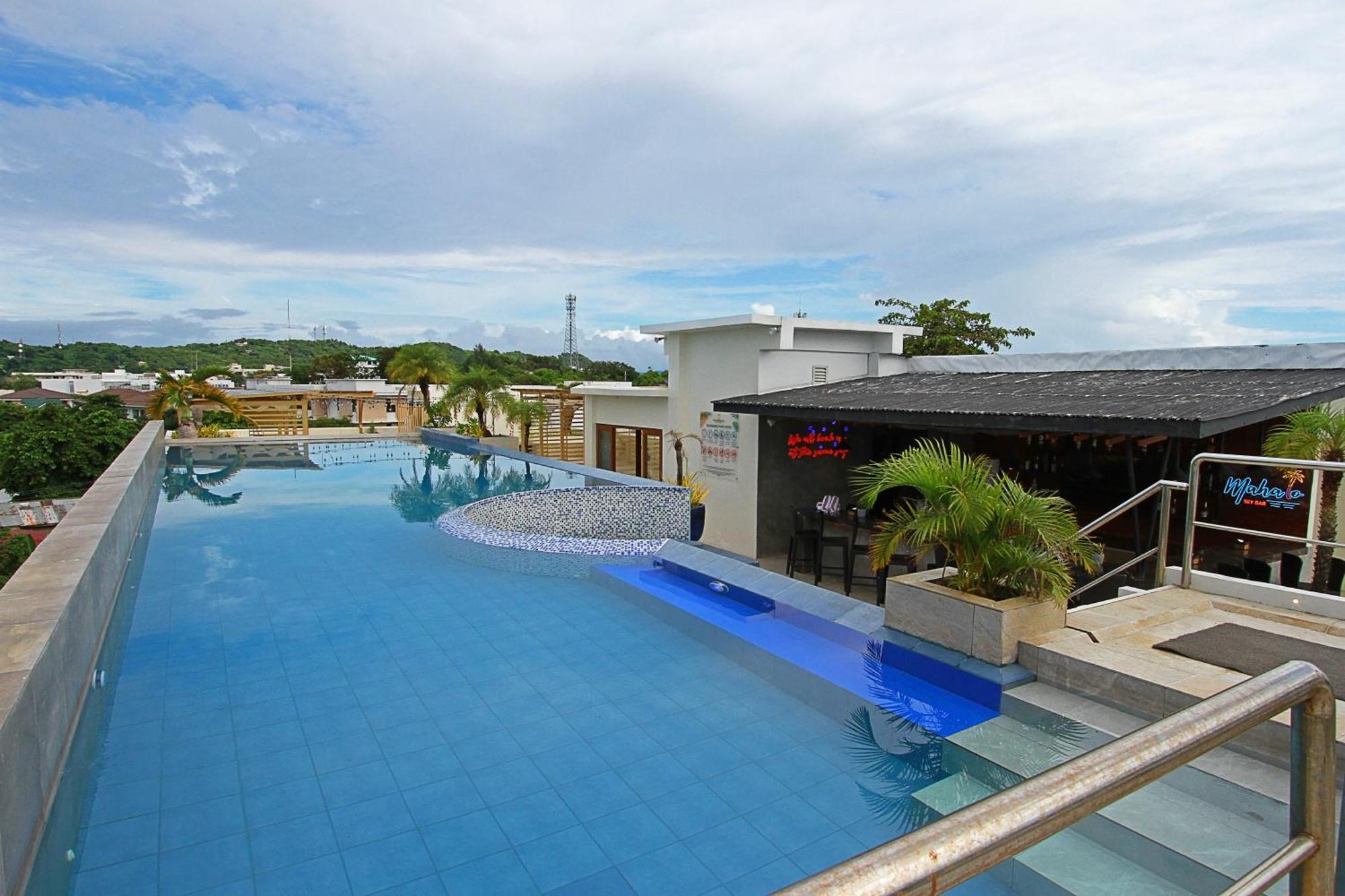 Aloha Boracay 3*